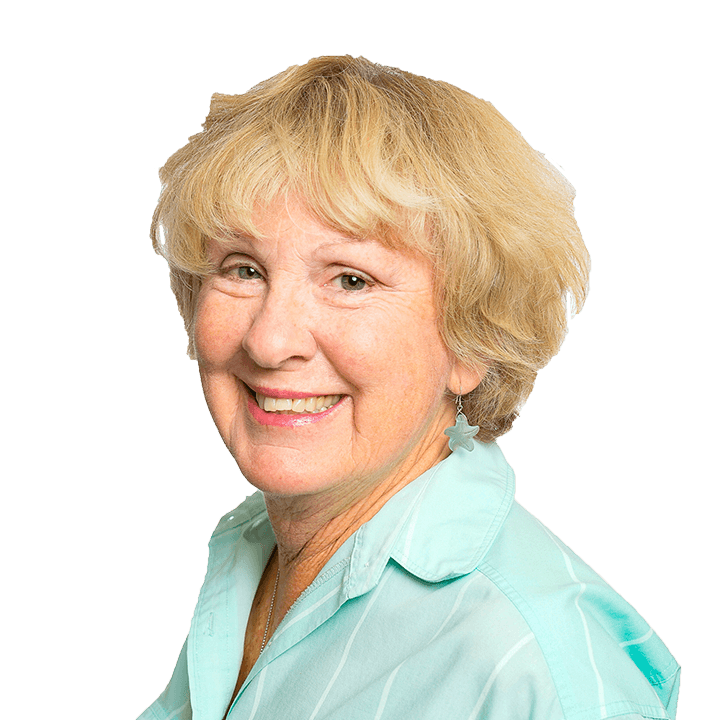 Real Estate Agent Carolyn Dike