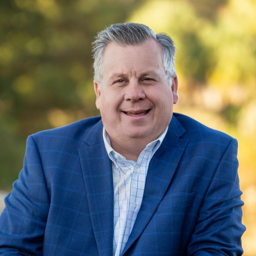 Real Estate Agent Jeremy Knight