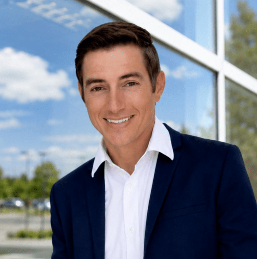 Real Estate Agent Barrett Johnson